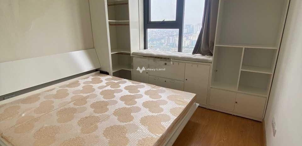 Căn hộ 3 PN, cho thuê căn hộ vị trí cực kì thuận lợi ngay tại Lĩnh Nam, Hà Nội, tổng quan ở trong căn hộ có 3 phòng ngủ, 2 WC hỗ trợ pháp lý