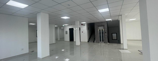 Dư nhà nên muốn cho thuê nhà với diện tích tiêu chuẩn 200m2 thuê ngay với giá hữu nghị từ 160 triệu/tháng trong Cao Thắng, Phường 5 cực kì tiềm năng-03