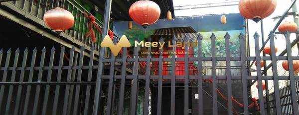 Cho thuê cửa hàng diện tích gồm 140 m2 nằm ở Quận Hải Châu, Đà Nẵng mặt tiền thoáng 8 mét giao thông thuận lợi-02