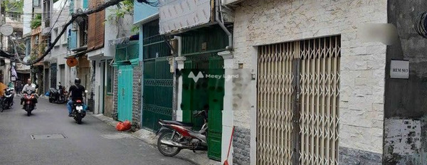 Diện tích 50m2 bán nhà ở vị trí đẹp ngay tại Nguyễn Đình Chiểu, Hồ Chí Minh trong nhà này gồm 3 phòng ngủ 2 WC liên hệ ngay để được tư vấn-03