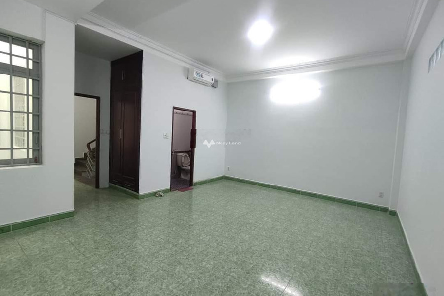 Nhà 2 PN cho thuê nhà ở với diện tích chuẩn 80m2 giá thuê cực rẻ từ 19 triệu/tháng gần Nguyễn Phúc Chu, Hồ Chí Minh-01