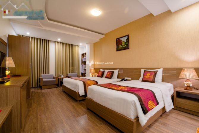 Tọa lạc ở Phước Mỹ, Đà Nẵng cần bán Khách sạn có diện tích chung là 120m2, tổng quan gồm có 19 phòng ngủ giá siêu rẻ