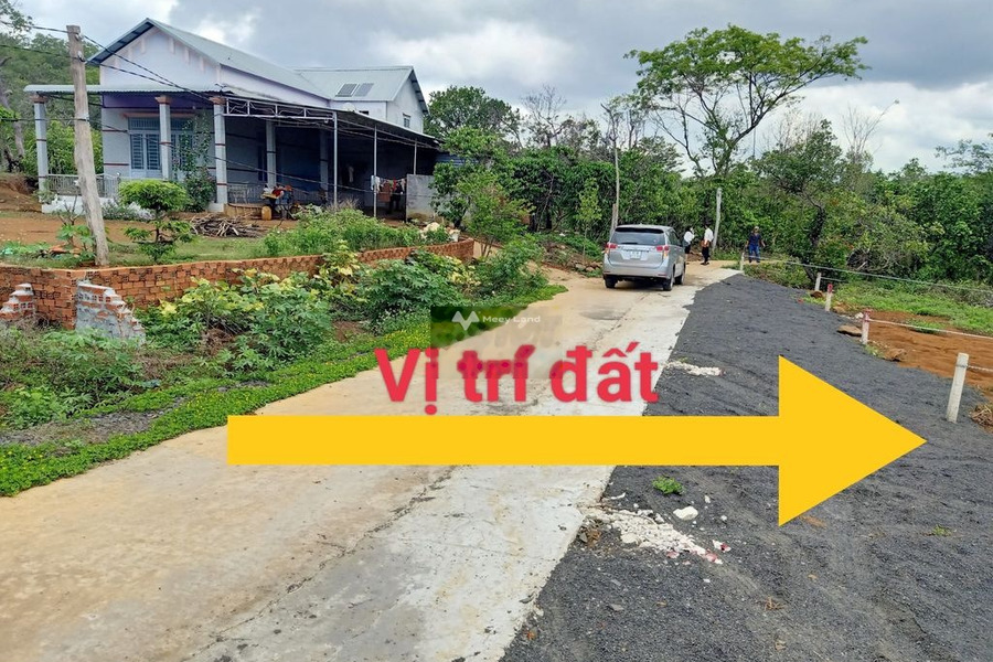 Bán đất có diện tích thực là 200m2 vị trí đặt nằm ngay Dĩ An, Bình Dương-01