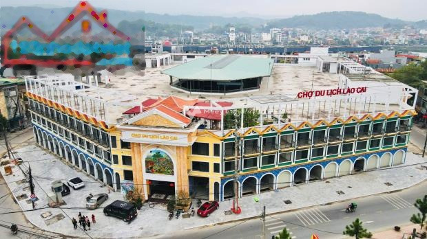 Không cần lý do bán cửa hàng có diện tích tổng 14m2 mặt tiền nằm ngay Nguyễn Huệ, Lào Cai bán ngay với giá 150 triệu-01