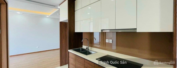 Rất hiếm. Cho thuê chung cư The Park Home, 82m2, 2 ngủ, đồ cơ bản giá 15 triệu. LH 0971 342 *** -03