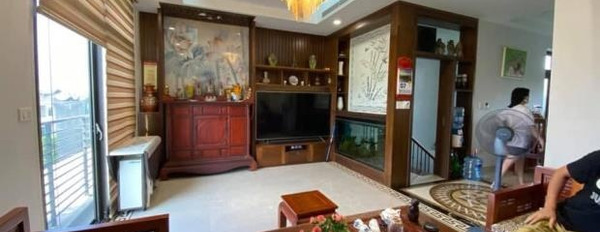 Bán biệt thự có diện tích chung 133 m2 bán ngay với giá đặc biệt 34.5 tỷ vị trí ngay Hồ Văn Huê, Phước Tân, tổng quan nhà thì gồm có 4 PN cực kì sang ...-03