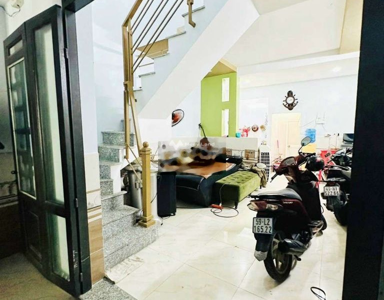 Bán nhà vị trí hấp dẫn Nguyễn Thị Búp, Hồ Chí Minh bán ngay với giá sang tên 4 tỷ có diện tích rộng 90m2 ngôi nhà này có 4 phòng ngủ-01