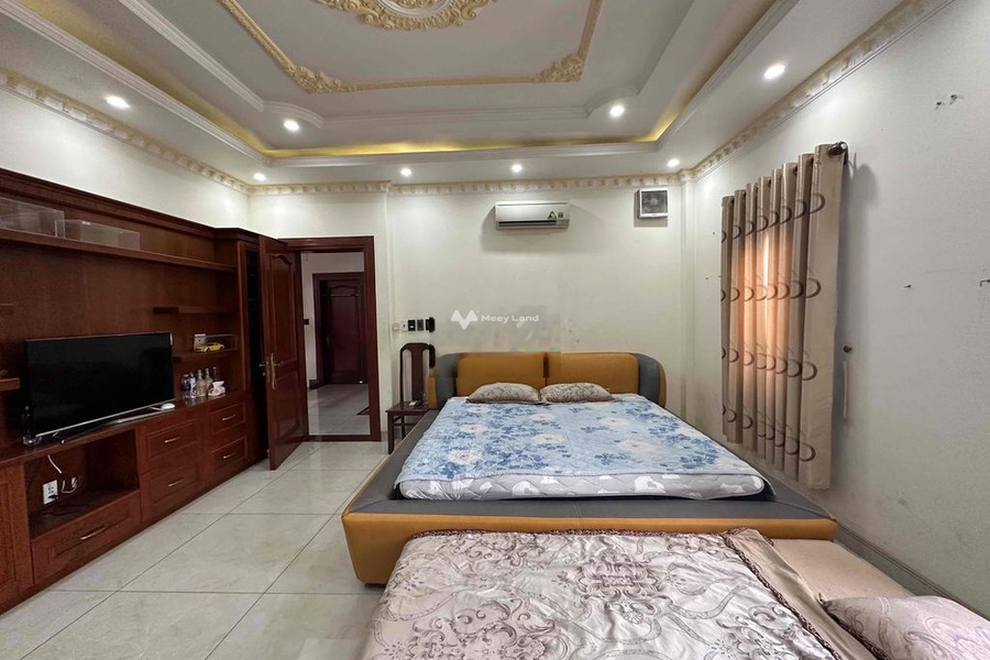 Vị trí thuận lợi nằm tại Đông Thạnh, Hồ Chí Minh cho thuê nhà thuê ngay với giá rẻ bất ngờ 39 triệu/tháng, ngôi nhà này gồm 8 PN, 6 WC-01