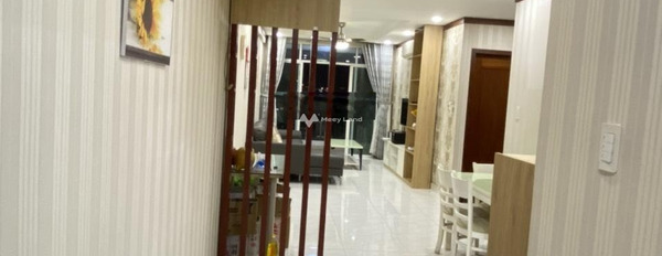 Căn hộ 2 PN, bán căn hộ hướng Bắc vị trí đặt ở trong Quận 7, Hồ Chí Minh, tổng quan bao gồm có 2 phòng ngủ, 2 WC nói không với trung gian-02