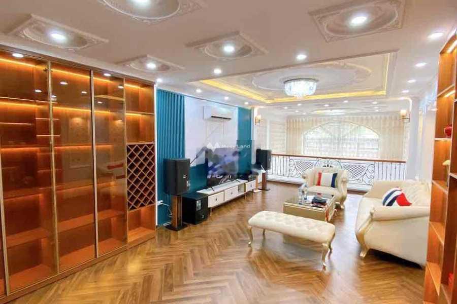 Bán nhà nằm ngay Khương Trung, Hà Nội bán ngay với giá chốt nhanh chỉ 7.5 tỷ có diện tích gồm 50m2 tổng quan nhà bao gồm 5 PN-01