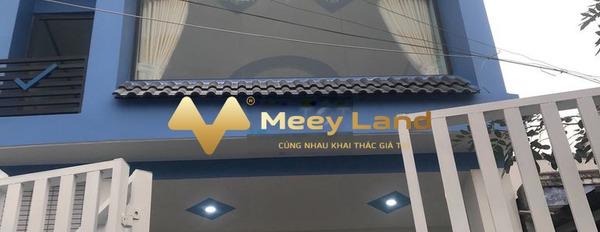 Bán nhà giá cực sốc 2.4 tỷ có dt chung 236 m2 vị trí đẹp nằm tại Nguyễn Thị Minh Khai, Sóc Trăng-02