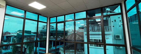 Giá thuê hữu nghị 14 triệu/tháng cho thuê sàn văn phòng vị trí đẹp nằm trên Nguyễn Chánh, Yên Hòa có diện tích chính 60m2 nội thất bình dị Cơ bản-03