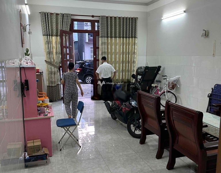 Vị trí mặt tiền tại Phước Nguyên, Bà Rịa bán nhà bán ngay với giá đàm phán 9 triệu tổng quan nhà có 5 PN 3 WC-01