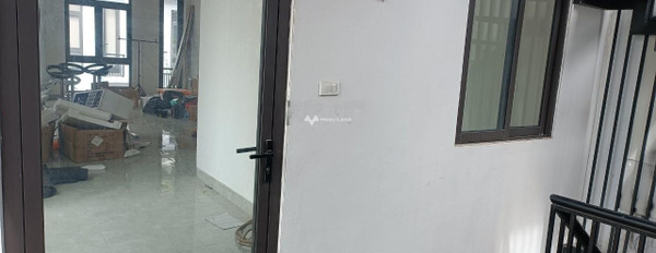 Diện tích cụ thể 70m2, cho thuê nhà ở mặt tiền tọa lạc tại Hà Cầu, Hà Nội, nhà này bao gồm 5 PN, 5 WC cực kì sang trọng-02