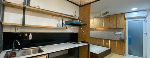 Nơ Trang Long, Hồ Chí Minh diện tích 30m2 1 phòng ngủ cho thuê phòng trọ căn phòng có nội thất đẳng cấp Nội thất đầy đủ, 1 WC nhà trọ kiên cố-02