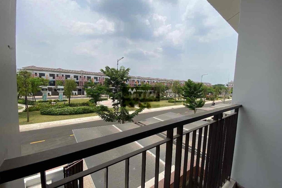 Cho thuê nhà, giá thuê cực sốc chỉ 13 triệu/tháng diện tích trong khoảng 100m2 Bên trong Vĩnh Tân, Tân Uyên-01