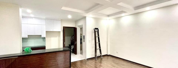 Bán nhà phân lô, sân vườn Võng Thị, Tây Hồ, 110m2 x 5 tầng, mặt tiền 7m, giá 14,5 tỷ-02