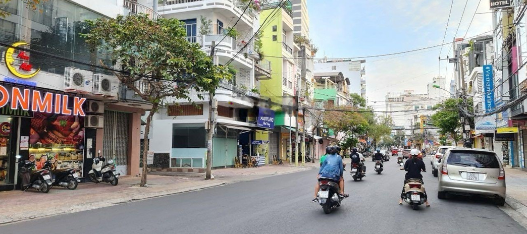 Nhà mặt tiền khu phố Tây Nguyễn Thiện Thuật ngay ngã tư Minh Khai 