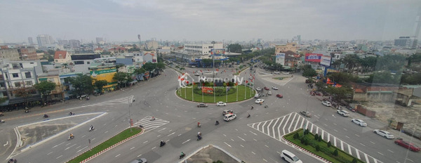 Tọa lạc ngay trên Nguyễn Hữu Thọ, Đà Nẵng cho thuê sàn văn phòng diện tích chính là 72m2-02