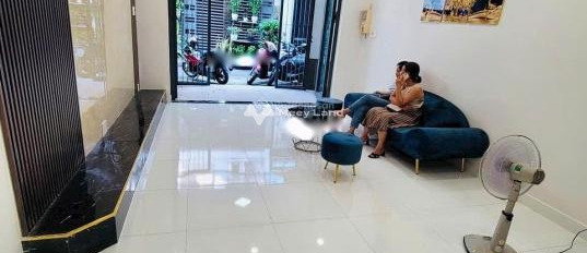 Giá chỉ 2.85 tỷ bán nhà diện tích chuẩn 54m2 mặt tiền tọa lạc tại Nguyễn Tri Phương, Hồ Chí Minh cảm ơn bạn đã đọc tin.-02