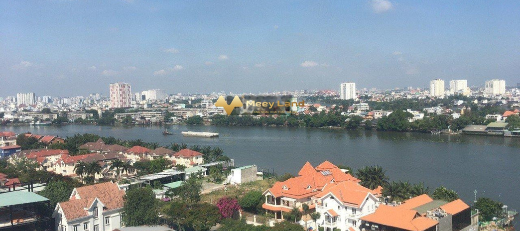Giấy tờ đầy đủ, bán căn hộ vào ở luôn giá cực mềm từ 14 tỷ vị trí đặt gần Quận 2, Hồ Chí Minh dt tổng là 200m2