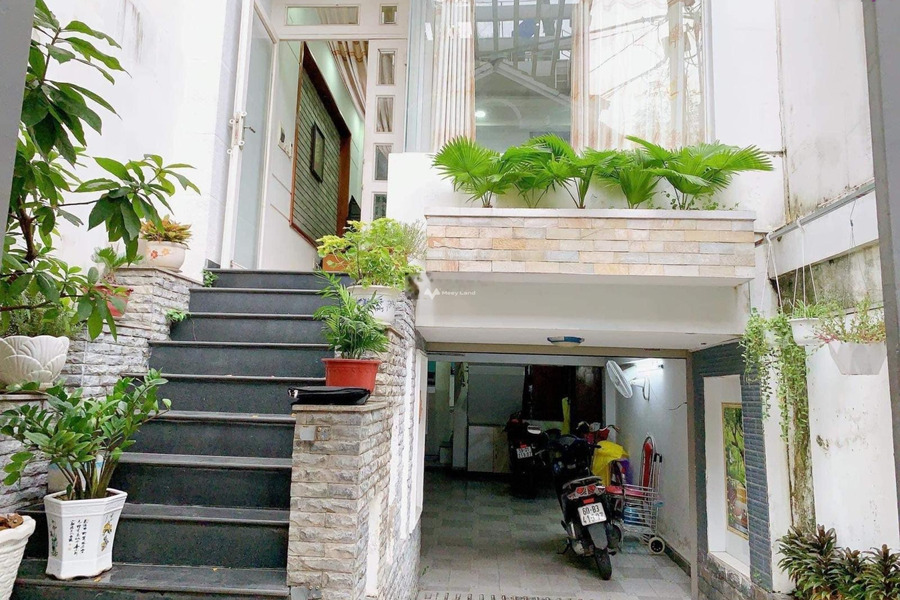 Nhà có tổng 4 PN bán nhà có diện tích gồm 60m2 vị trí thuận lợi nằm ở Lưu Chí Hiếu, Tân Phú-01