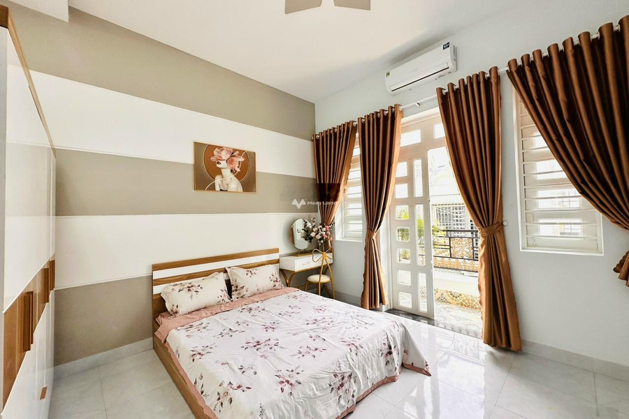 Nhà gồm 3 phòng ngủ bán nhà ở diện tích rộng 56m2 bán ngay với giá siêu mềm 4.5 tỷ vị trí hấp dẫn nằm ở Thới An, Hồ Chí Minh-01