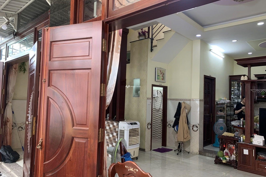 DT 76m2 bán nhà ở gần Nam Hòa, Hồ Chí Minh tổng quan nhà bao gồm 5 phòng ngủ 4 WC hỗ trợ mọi thủ tục miễn phí, giá mùa dịch.-01