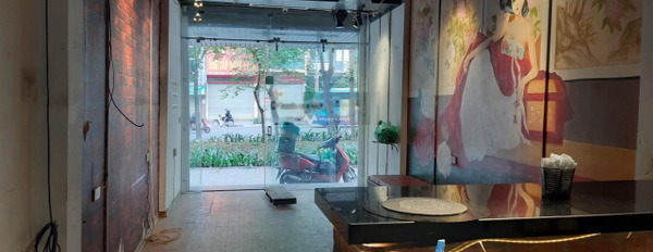 Dự án nằm ngay ở Số 1A, cho thuê nhà tọa lạc ngay Quỳnh Mai, Hà Nội, giá thuê siêu khủng 40 triệu/tháng có diện tích thực 50m2, căn này có 5 phòng ngủ-03