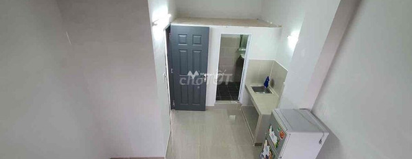 Căn hộ 1 phòng ngủ, cho thuê căn hộ vị trí nằm ngay ở Phường 5, Hồ Chí Minh, căn hộ tổng quan gồm 1 PN, 1 WC phong thủy tốt-03