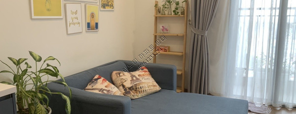 Cho thuê căn 1,5 phòng ngủ full nội thất chung cư Vinhomes Greenbay-03