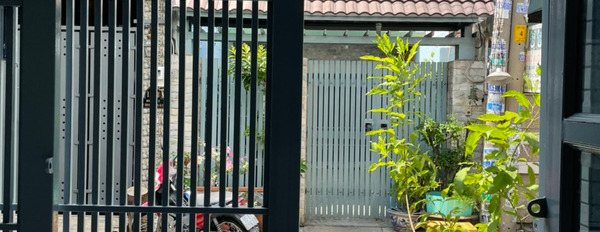 Nhà 1/ 50m đường Nguyễn Văn Quá, Hẻm Xe Hơi 6m, 3x11, Lửng, Giá 2 Tỷ 850-03