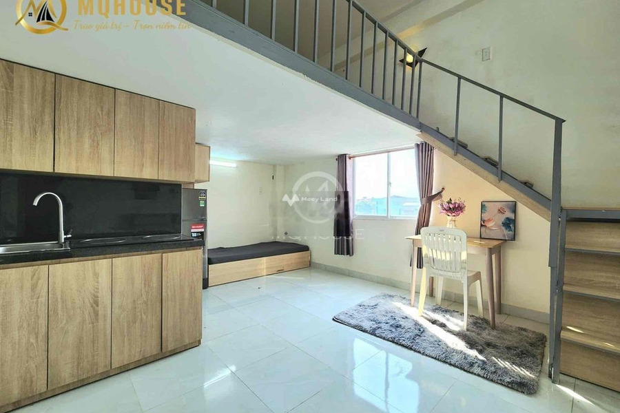 DUPLEX CỬA SỔ - THOÁNG MÁT, RỘNG RÃI TẠI QUẬN TÂN PHÚ - FULL NỘI THẤT -01