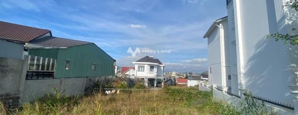 Diện tích sàn là 200m2 bán đất giá nóng 9 tỷ, hướng Tây Nam-03