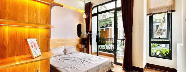 Căn này gồm có 2 phòng ngủ, bán nhà ở diện tích chuẩn 55m2 bán ngay với giá đề xuất 3.55 tỷ vị trí thuận lợi nằm ở Lê Quang Định, Phường 7-02