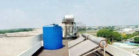 Có diện tích 300m2 bán nhà vị trí đẹp Vĩnh Lộc A, Bình Chánh trong nhà này gồm 10 phòng ngủ 6 WC liên hệ chính chủ-02