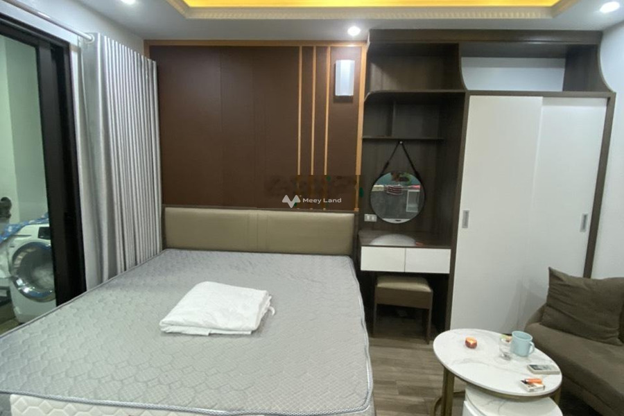 Chung cư 1 phòng ngủ, cho thuê căn hộ Bên trong Phường Bưởi, Hà Nội, trong căn hộ tổng quan có 1 PN, 1 WC hẻm rộng-01