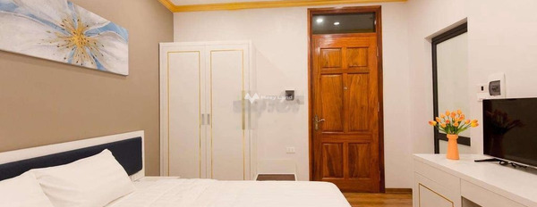 Cho thuê chung cư gần Lạc Long Quân, Nhật Tân, căn hộ tổng quan có tổng 1 phòng ngủ, 1 WC khu vực đông đúc-03