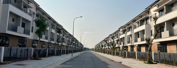 Vị trí đặt ở trong Hữu Nghị, Bắc Ninh bán nhà bán ngay với giá khoảng từ 6.3 tỷ nhìn chung gồm 4 phòng ngủ 4 WC-03