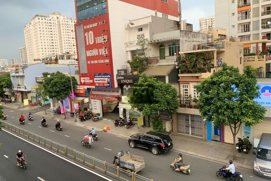 Diện tích trong khoảng 200m2, cho thuê nhà ở vị trí thuận tiện ngay tại Tân Phú, Hồ Chí Minh, nhà có tổng 1 phòng ngủ dọn vào ở ngay-01