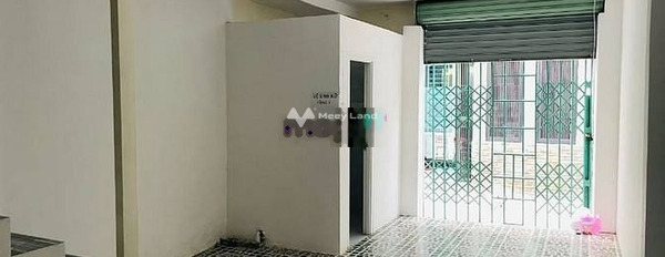 Diện tích chung quy 400m2, cho thuê nhà ở vị trí nằm tại Phường 14, Hồ Chí Minh, trong căn này 2 PN, 2 WC giá có thể fix-02