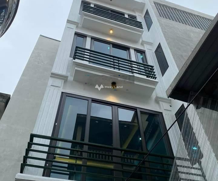 Trong căn này gồm có 4 PN, bán nhà ở có diện tích gồm 44m2 bán ngay với giá thị trường 3.55 tỷ vị trí đẹp tọa lạc gần Phú Minh, Hà Nội-01