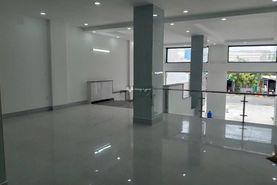 Giá thuê rẻ từ 80 triệu/tháng cho thuê sàn văn phòng vị trí đẹp ngay Phường 4, Tân Bình diện tích chung 245m2-01