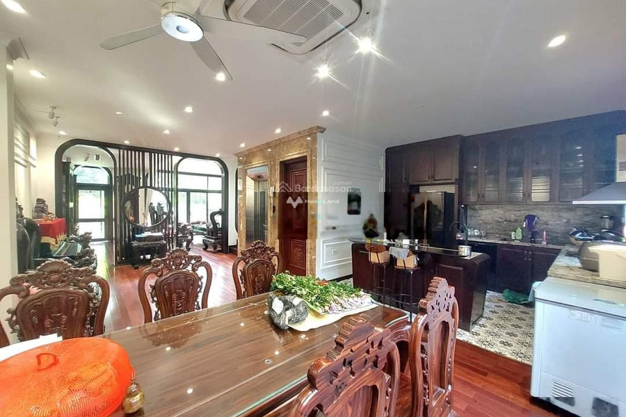 Tổng quan căn nhà này 5 phòng ngủ, bán biệt thự diện tích sàn là 142m2 bán ngay với giá êm 36 tỷ vị trí đặt vị trí ở Thanh Xuân, Hà Nội-01