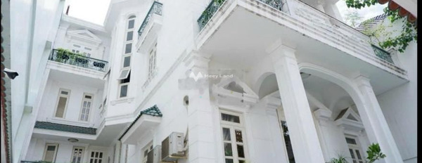 Nhà gồm 10 phòng ngủ cho thuê nhà ở Có tổng diện tích 450m2 giá thuê khởi đầu từ 99 triệu/tháng vị trí tốt tại Quận 3, Hồ Chí Minh-02