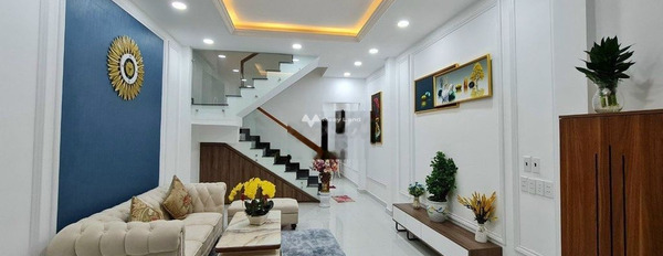 Giá 16 triệu/tháng, cho thuê nhà có diện tích thực là 68m2 mặt tiền nằm ở Phú Nhuận, Hồ Chí Minh, nhà này gồm có 4 PN, 4 WC lh biết chi tiết-03