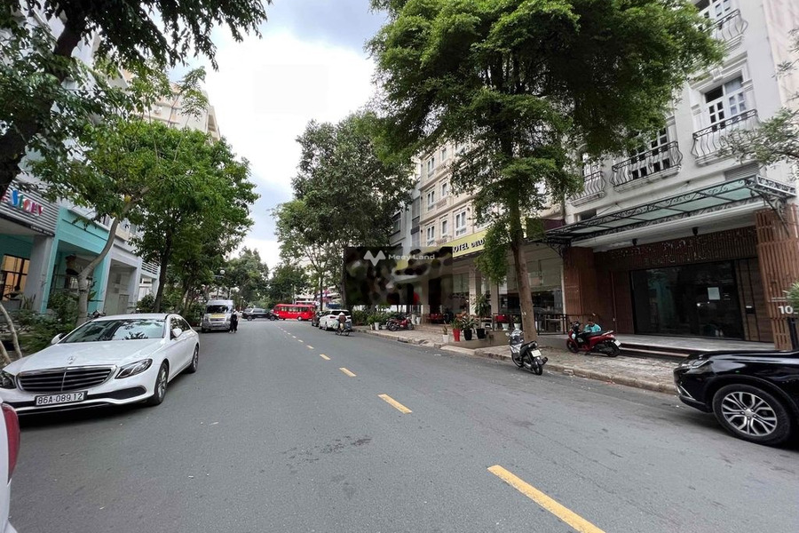 Cho thuê nhà, giá thuê khủng chỉ 62 triệu/tháng có diện tích thực là 126m2 vị trí tốt ở Hà Huy Tập, Tân Phong-01
