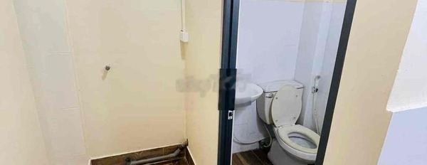 nhà nguyên căng 4 phòng ngủ,1toilet.hẻm cụt.điện nước nhà nước.an ninh -03