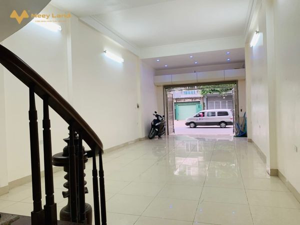 Cho thuê nhà nguyên căn 5 tầng Full đồ tại Liền kề Văn Phú, Hà Đông