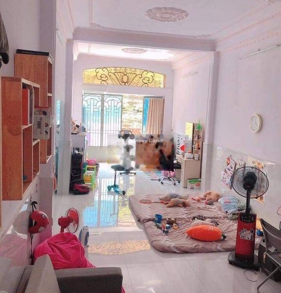 Nhà gồm 4 phòng ngủ bán nhà bán ngay với giá vô cùng rẻ 17.9 tỷ diện tích chuẩn 75m2 vị trí thuận lợi ngay tại Nguyễn Trãi, Phường 14-01
